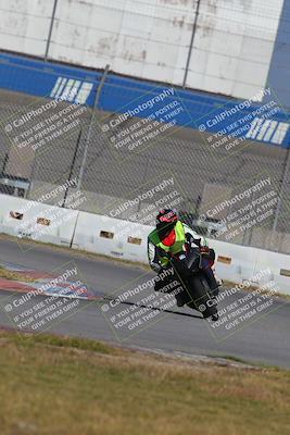 media/Nov-26-2022-Fastrack Riders (Sat) [[b001e85eef]]/Level 1/Session 3 Outside Turn 9/